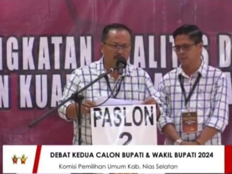 Paslon 02 Firman Robert Sentil Paslon 03 Pada Debat Pulik Kedua Pilkada Nias Selatan 2024